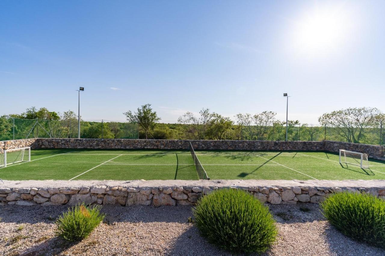 New! Promina Luxury Villa With 72Sqm Heated Pool, Jacuzzi, Infrared Sauna, Tennis Court, Media Room Bogatic Exterior photo